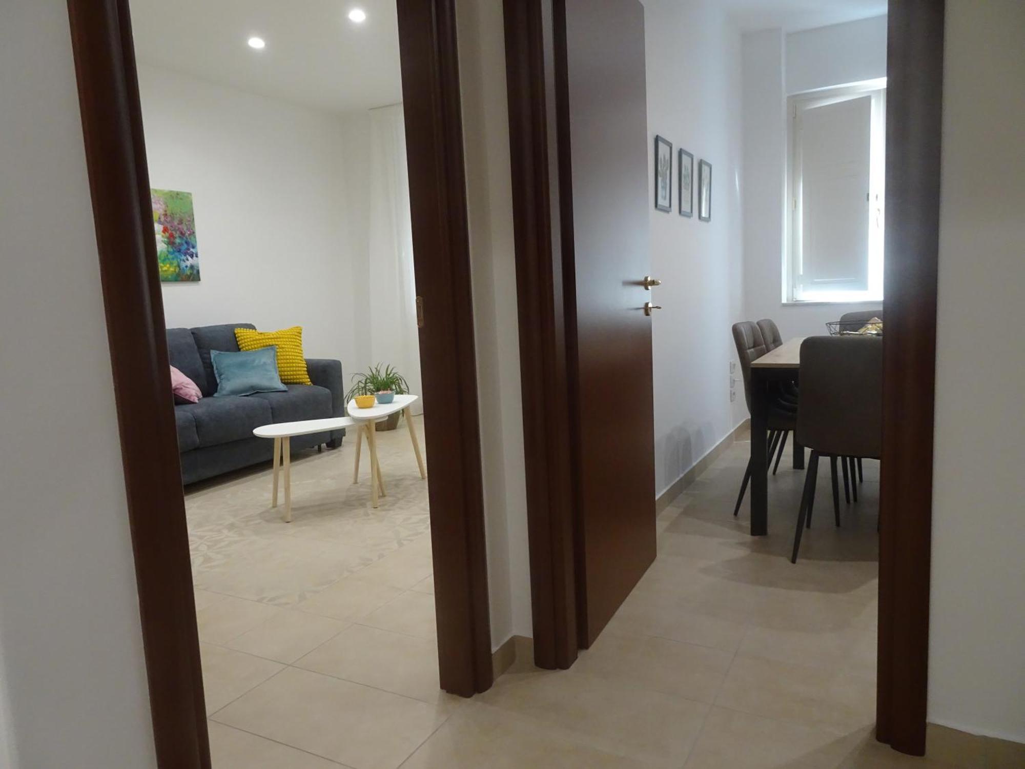 A Casa Di Pako Apartment ซาแลร์โน ภายนอก รูปภาพ