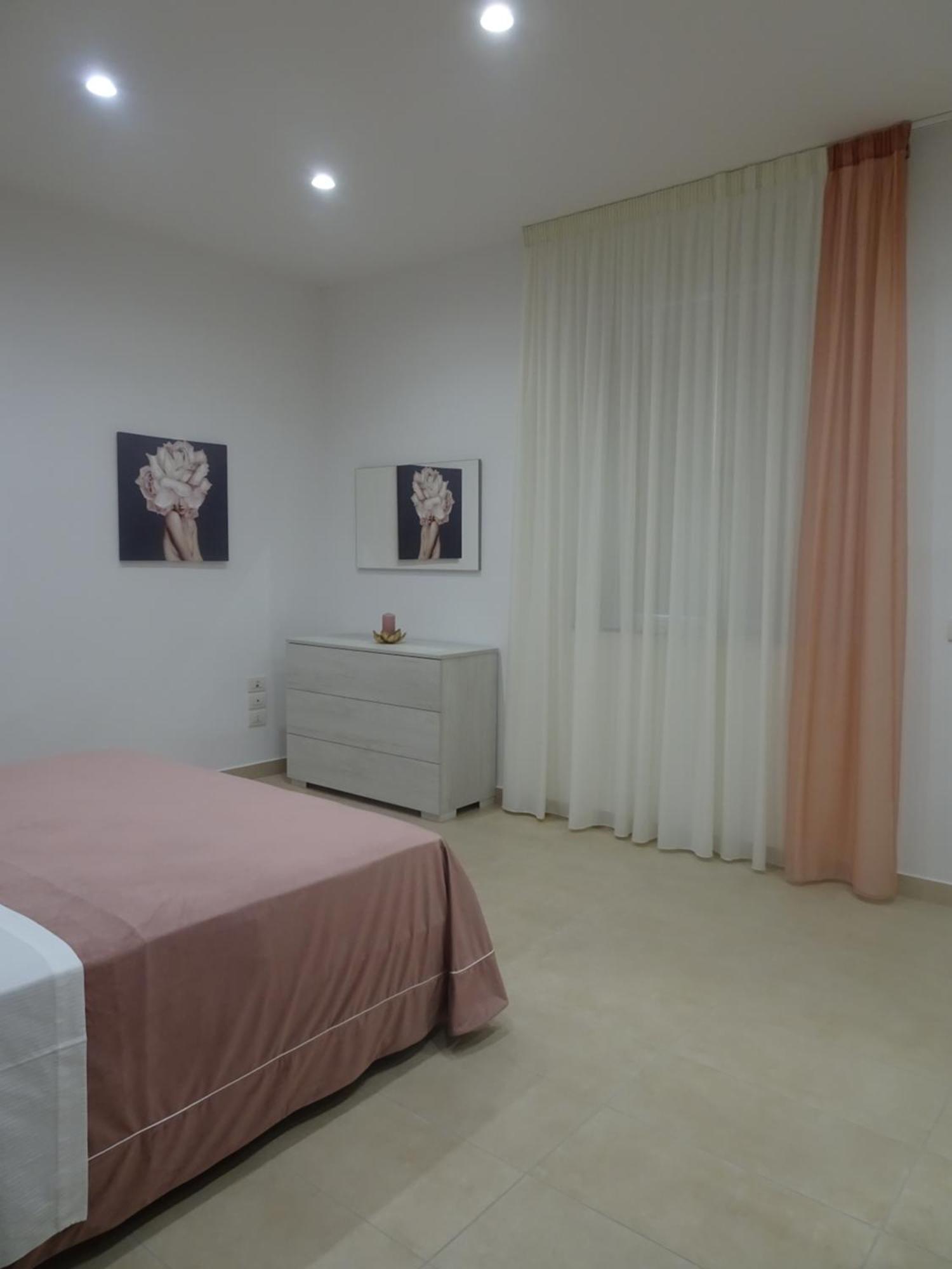 A Casa Di Pako Apartment ซาแลร์โน ภายนอก รูปภาพ