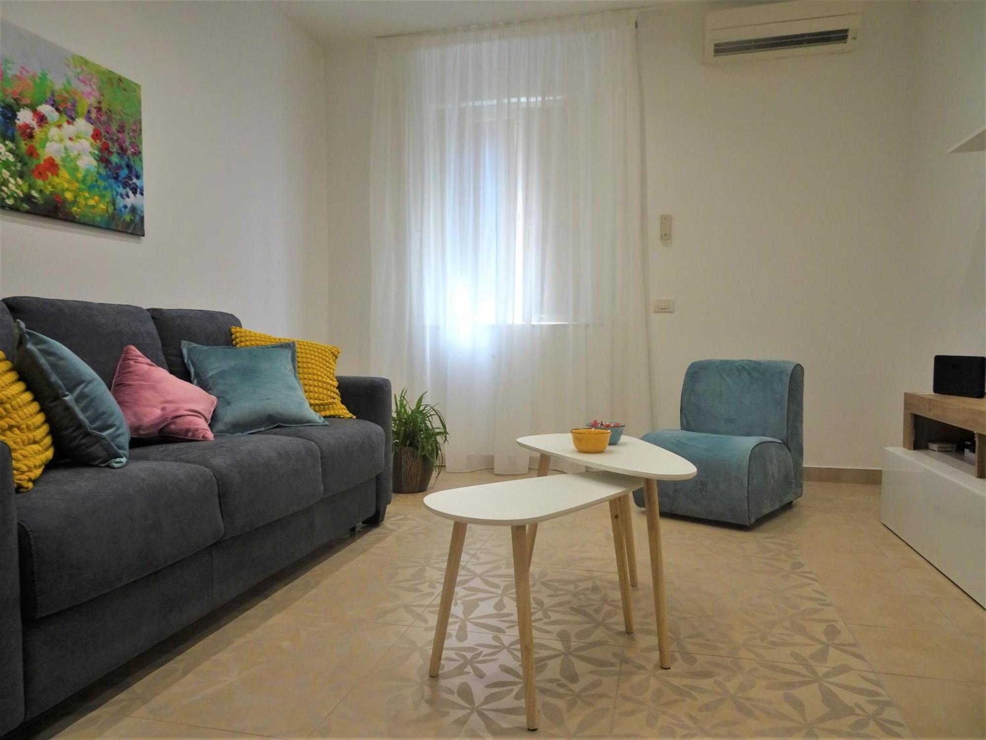 A Casa Di Pako Apartment ซาแลร์โน ภายนอก รูปภาพ